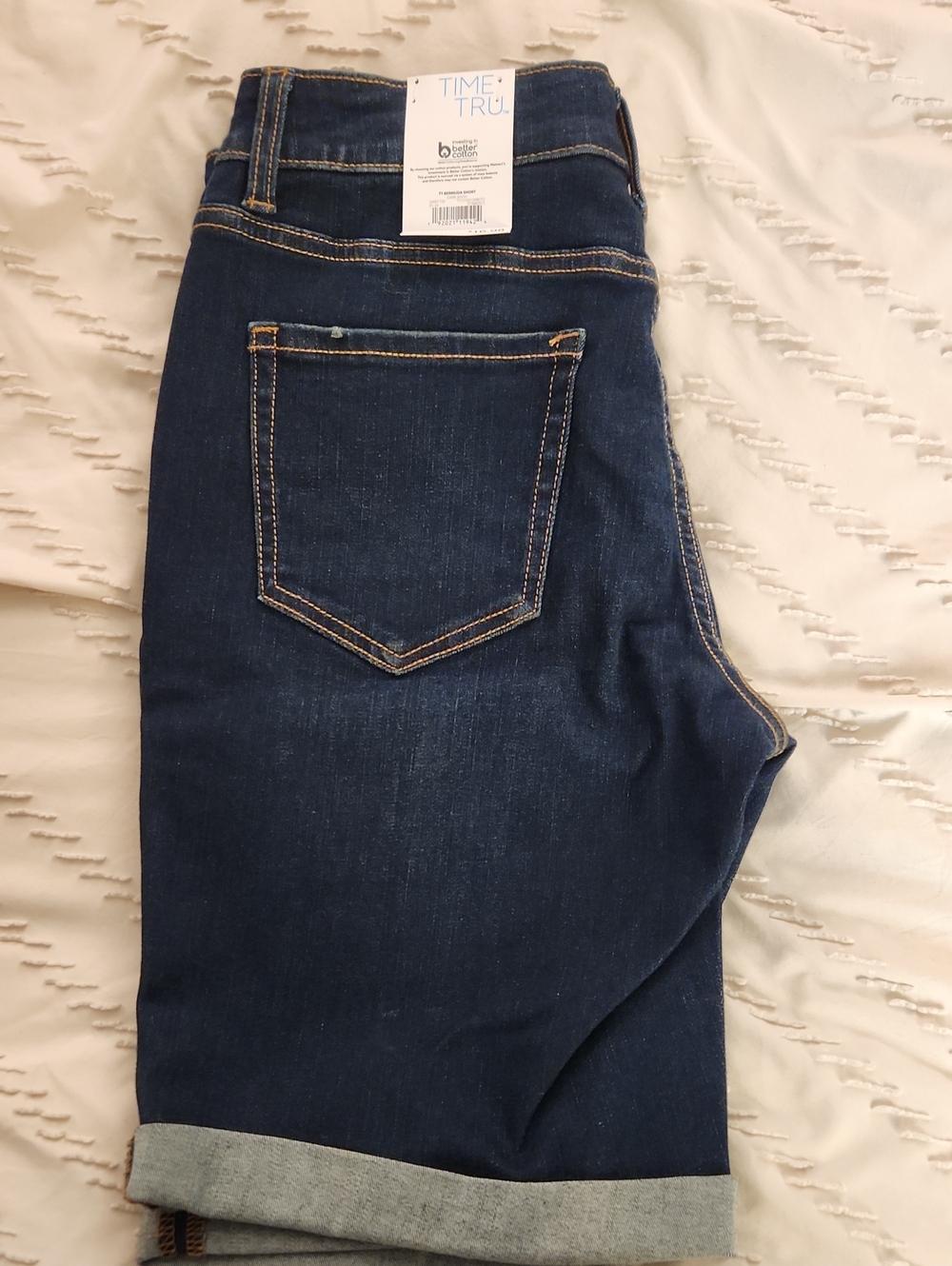 Time and Tru 10" Inseam Stretch Shorts High Rise